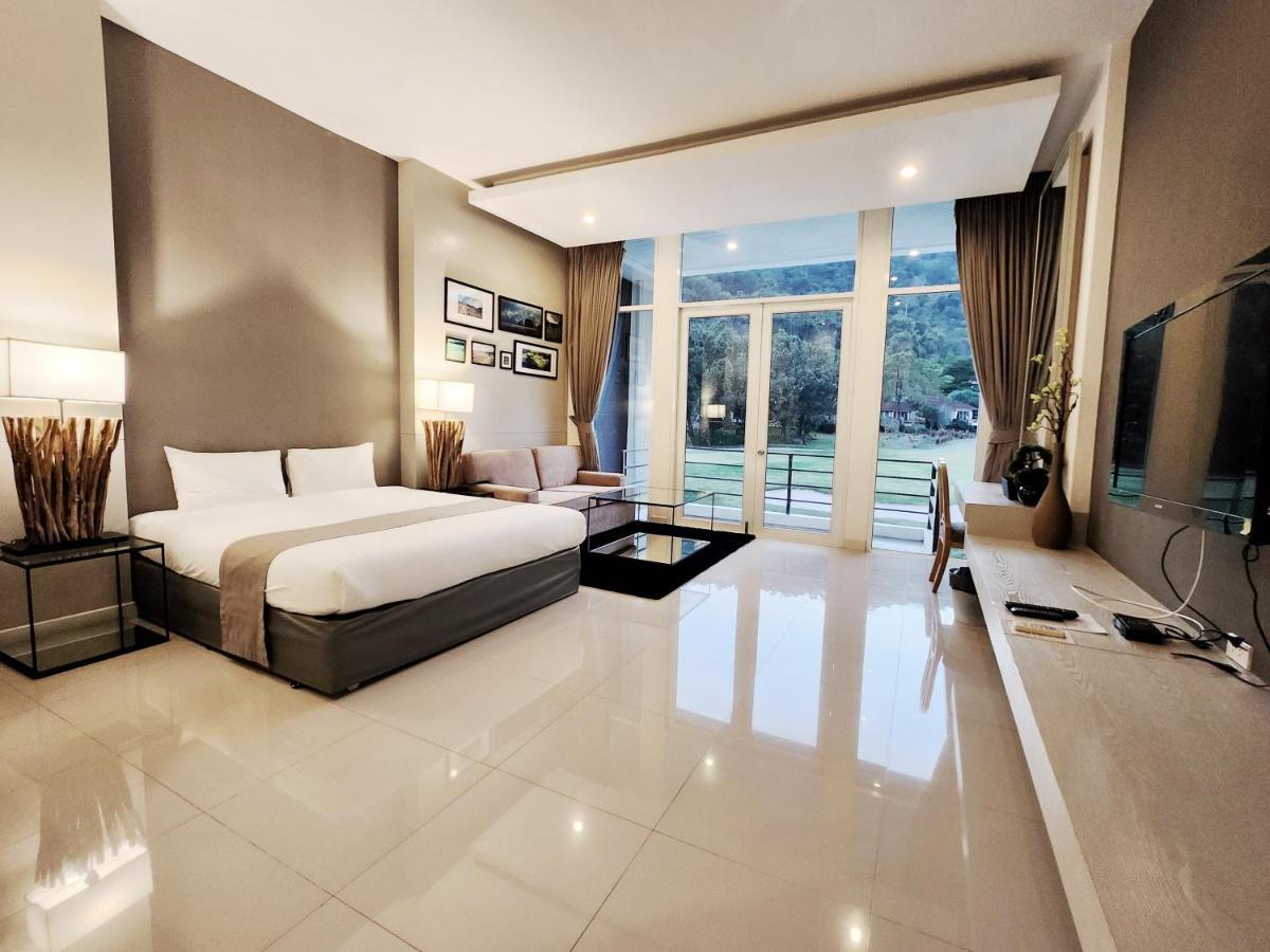 The Midst@ Royal Hills Nakornayok Hotel Nakhon Nayok Bagian luar foto